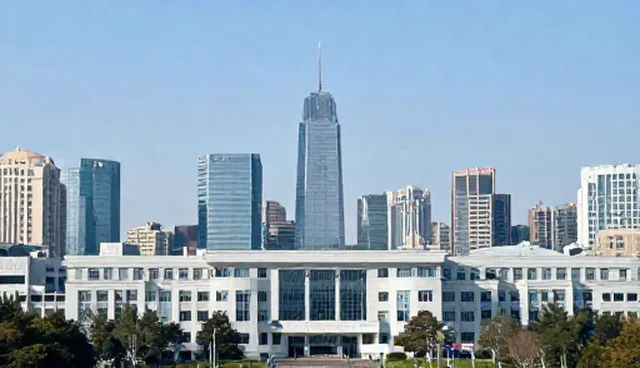 数据整合趋势下的企业信息查询需求升级